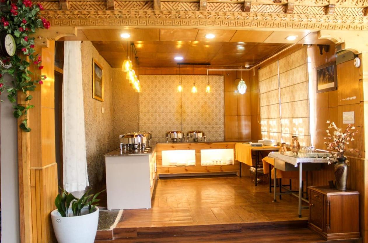 Kanishka Hotel Ladakh By Lexstays Leh Buitenkant foto